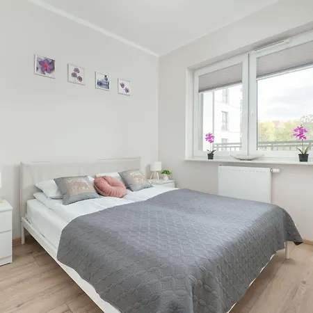 Apartament Z Parkingiem W łodzi Przy Parku Rejtana By Renters Łódź